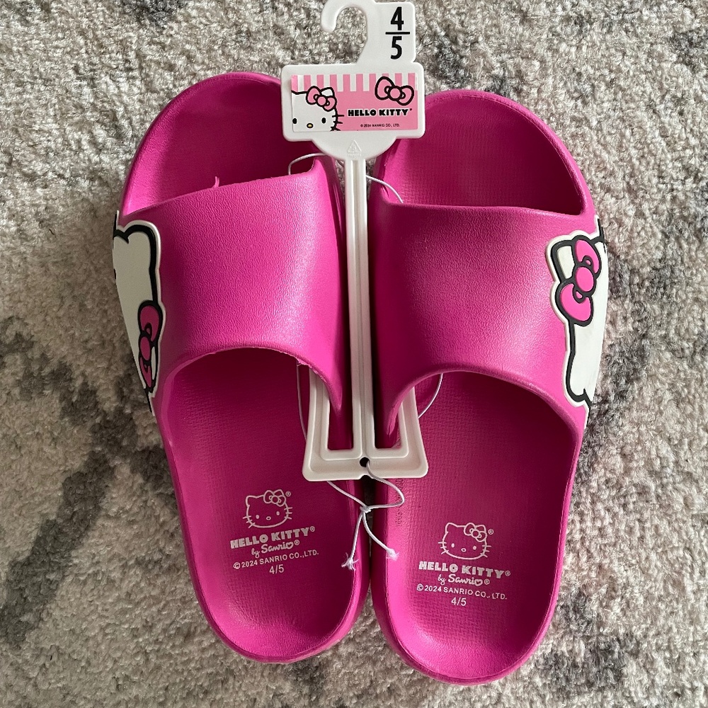 Hello kitty sandals